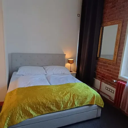 Apartament S42 *