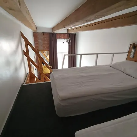 S42 * Prague